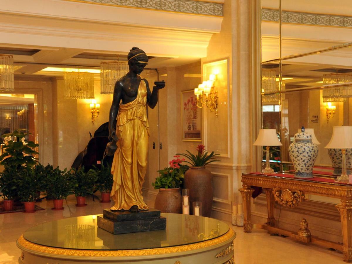 Central International Hotel Шанхай Екстериор снимка